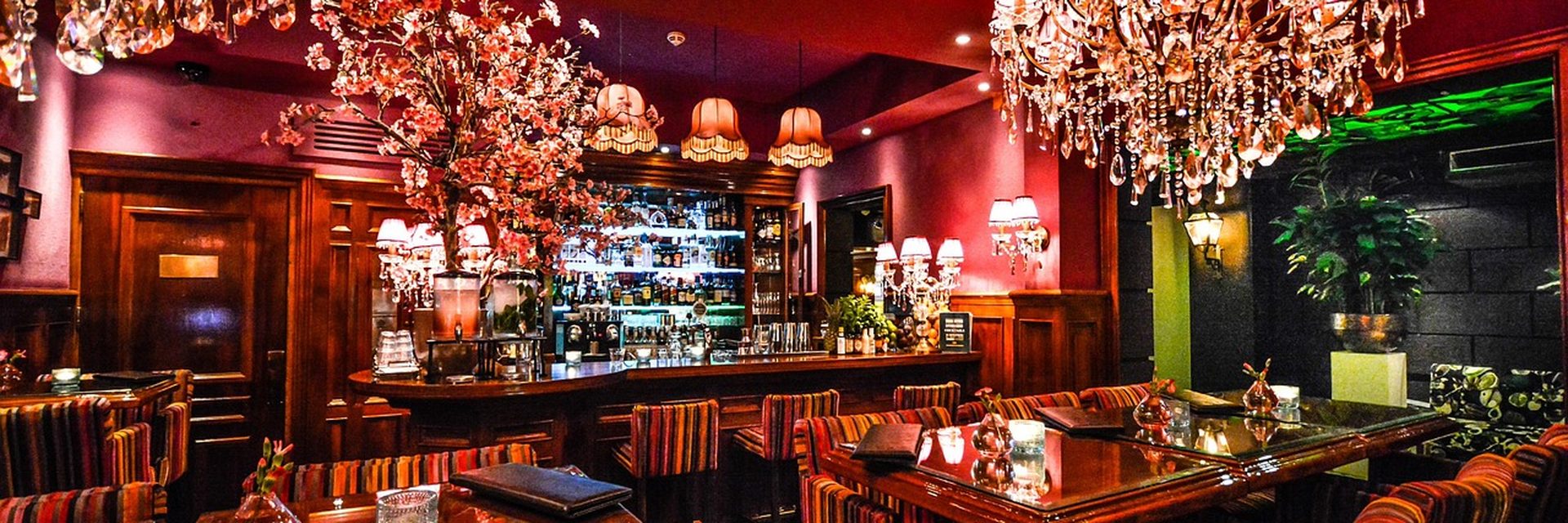The Lantern Bar lounge in the evening